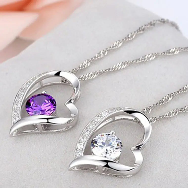 Heart Shaped Choker Necklace for Spring/Summer Fashion
