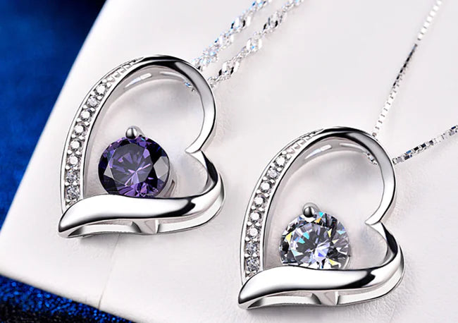 Heart Shaped Choker Necklace for Spring/Summer Fashion